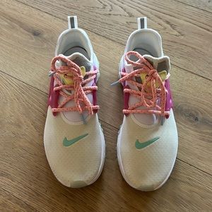 Nike womens react presto